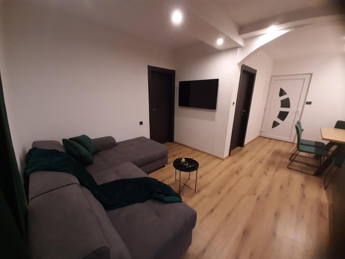 Apartman Mate Lopar Exterior foto